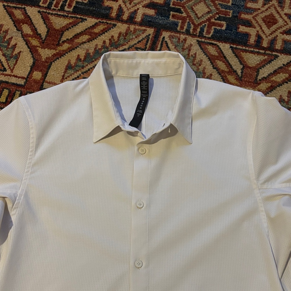 Lululemon Airing Easy Men’s Short Sleeve Shirt Bright White Size M